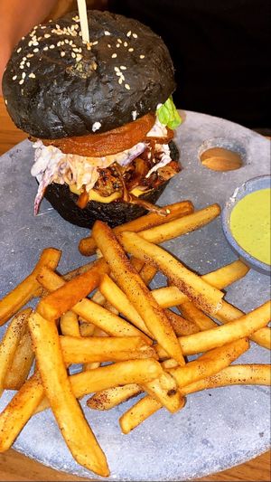 Hamburguesa happy  chicken  at KAIME in Medellin