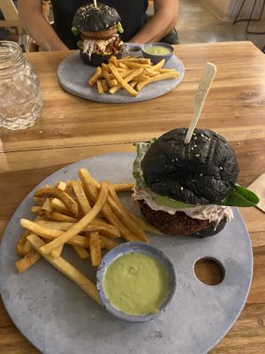 Hamburguesa happy chicken  at KAIME in Medellin