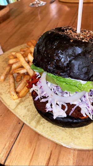 Hamburguesa happy cow (again haha) at KAIME in Medellin