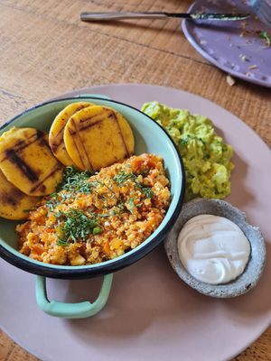 Colombiano breakfast (scrambled tofu, almond cheese, guacamole and arepas) at KAIME in Medellin
