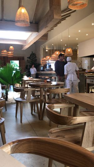 Ambiente del restaurante at KAIME in Medellin