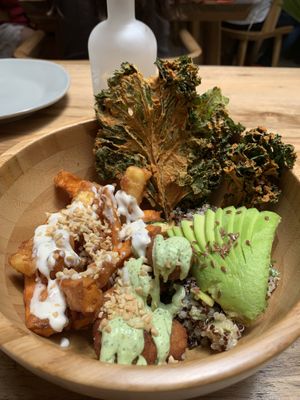 Quinoa bowl at KAIME in Medellin