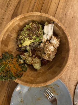 Quinoa bowl at KAIME in Medellin
