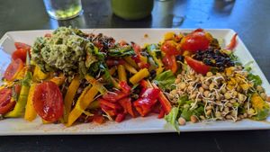 Salad at NektaR in Crete