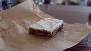 Raw Carrot Cake at NektaR in Crete