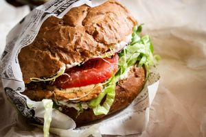 vegan burger with tempeh at Blondie's Burger Perlova in Plzen