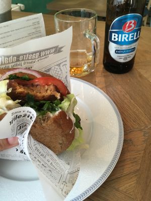 Tempeh burger and alcohol free beer at Blondie's Burger Perlova in Plzen