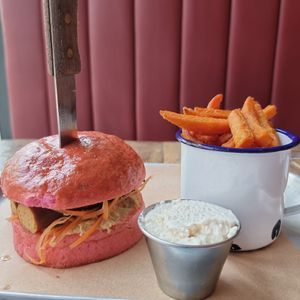 Soy division with sweet potato fries and veganaise at BrewDog in Brussels