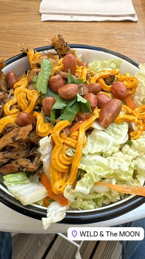 Jack’s bowl 🫶  at Wild & The Moon - Amelot in Paris