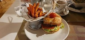 Homemade vegan burger  at Sabores de Sandra in Mallorca