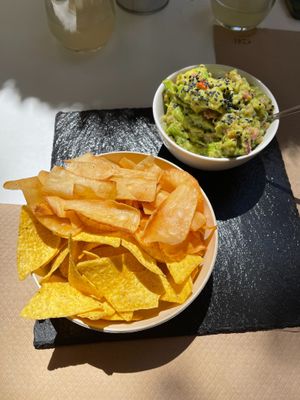 Fresh and tasty homemade chips guacamole  at Sabores de Sandra in Mallorca