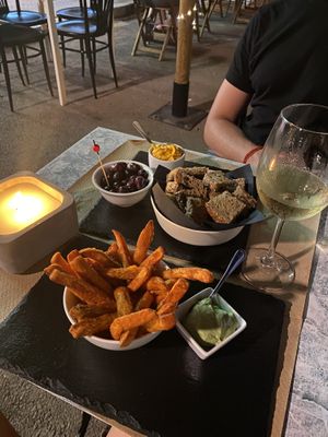 Boniatos y ali-oli  at Sabores de Sandra in Mallorca