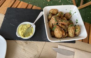 Canary potatoes with Tatar sauce  at Sabores de Sandra in Mallorca