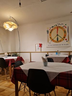 Inside tables at Sabores de Sandra in Mallorca