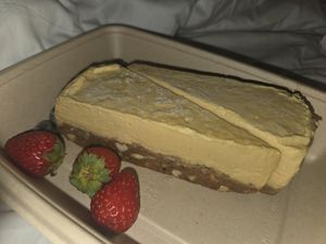Raw cake passionfruit flavour at Sabores de Sandra in Mallorca