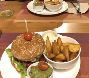 Beyond Burger at Sabores de Sandra in Mallorca