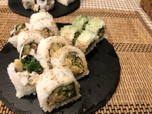 Tasting plate with natto, green tea and some spicy rolls  at Sushi Roll Double Quotation IKI in Osaka