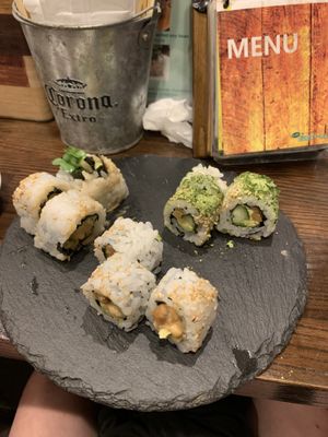 Iki combo - Spicy Veg, Green Tea and Crunchy Nato  at Sushi Roll Double Quotation IKI in Osaka