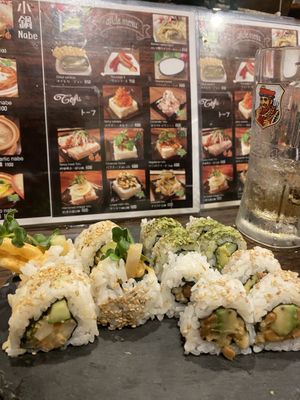 Chef Menue with variations of different vegetarian sushi rolls  at Sushi Roll Double Quotation IKI in Osaka