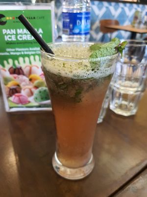 Mixed berry mojito at Desi Firangi in Central Singapore