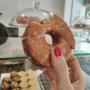 The perfect vegan GF doughnut mmmm at Hanai Vegana in Barcelona