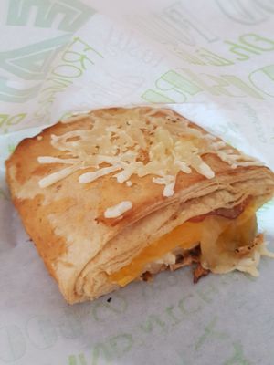 Olive, "ham and cheese" savory pastry at Hanai Vegana in Barcelona