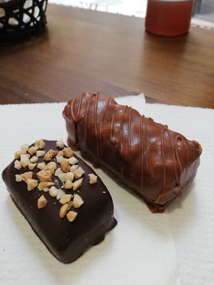  at Hanai Vegana in Barcelona