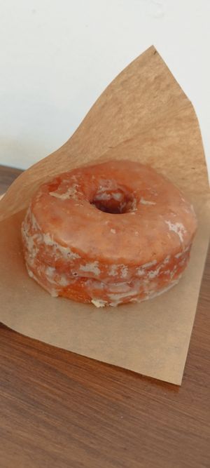 Donut at Hanai Vegana in Barcelona