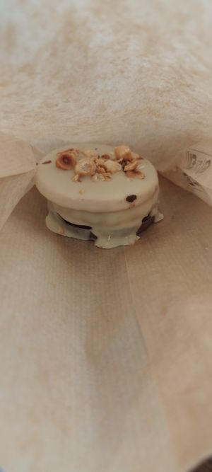 Alfajor "Nutella" at Hanai Vegana in Barcelona