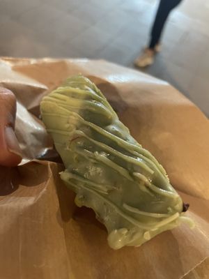 Pistacho and strawberry  at Hanai Vegana in Barcelona