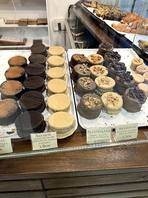 So much choice! at Hanai Vegana in Barcelona