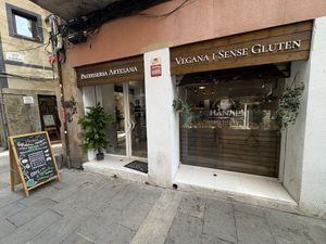   at Hanai Vegana in Barcelona