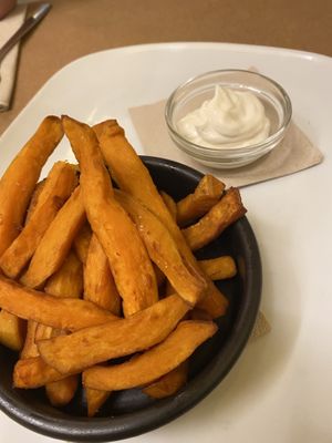 Boniato frito con alioli at TxuKrut Bar in Bilbao