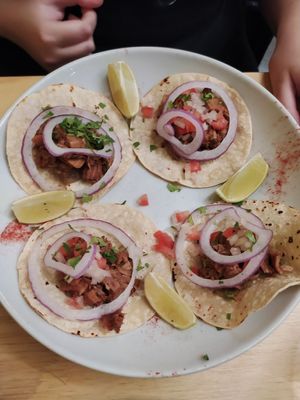 Tacos (3 tacos, 9€) at TxuKrut Bar in Bilbao