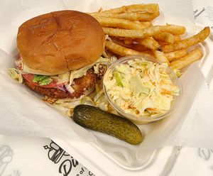 Our Famous Vegan Crab Cake Sandwich is getting lots of love 💚
Made with hearts of palm, seasoned to perfection, and served crispy on the outside, tender on the inside. Must tas at Dina's Vegan Deli & Desserts in West Palm Beach