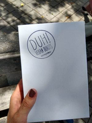 Doughnuts to go at DUH Vegan in Porto
