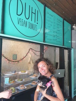 The shop at DUH Vegan in Porto