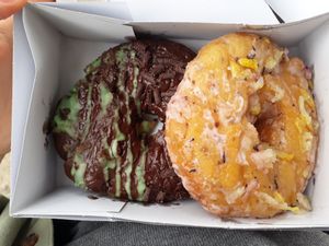 Donuts at DUH Vegan in Porto