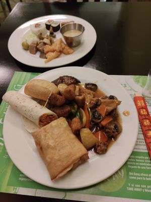 Vegan buffet at Shi-Shang in Madrid