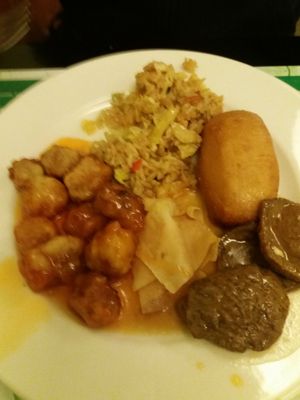 Buffet plate at Shi-Shang in Madrid