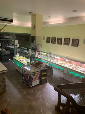 inside at Shi-Shang in Madrid