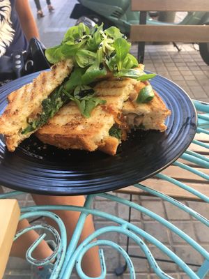 Bikini parisien, delicioso at EatMyTrip  in Barcelona