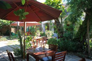 garden seating at Minh Hien 3 in Hoi An