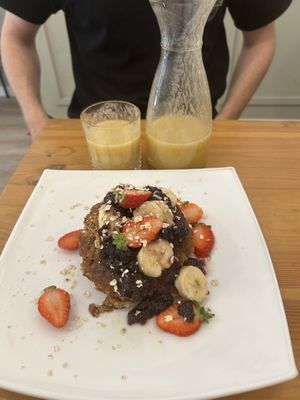 Vegan pancakes - fruit, jam and maple syrup and a smoothie  at Cheese and Cake in Barcelona