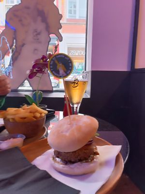 at Bohemian Burgers in Bruges