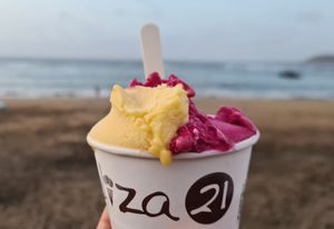 Mango & Tuno Indio. Mmmmm... at Pliza 21 in Gran Canaria