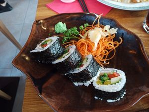 4 piece vegetarian futomaki at Eatokyo in Dublin