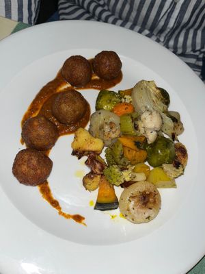 Patties with ratatouille  at La Pepiniere in Florence