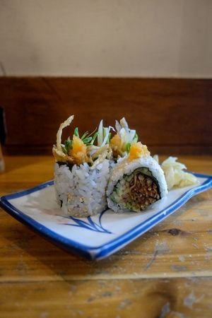 Soft shell crab sushi at HéHé LèWū 和合樂屋 in Kaohsiung