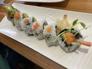 California roll (加州卷) at HéHé LèWū 和合樂屋 in Kaohsiung
